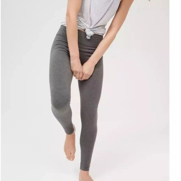 Aerie Chill Play Move Leggings Size XS Gray. Excellent Condition! - Picture 2 of 6